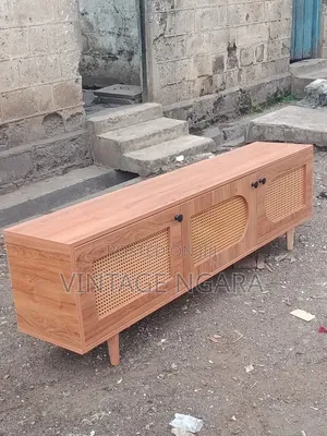 Mordern Light Wood Rattan TV Stand