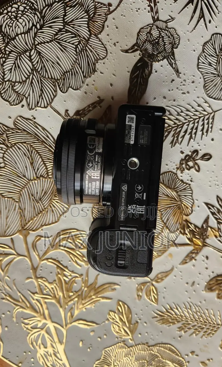Sony ZV-E10