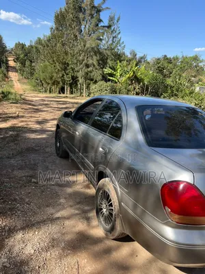 Nissan Bluebird 2004 Silver