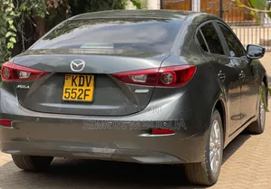 Mazda Axela 2018 Gray