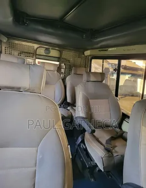 Toyota Land Cruiser 2013 Green