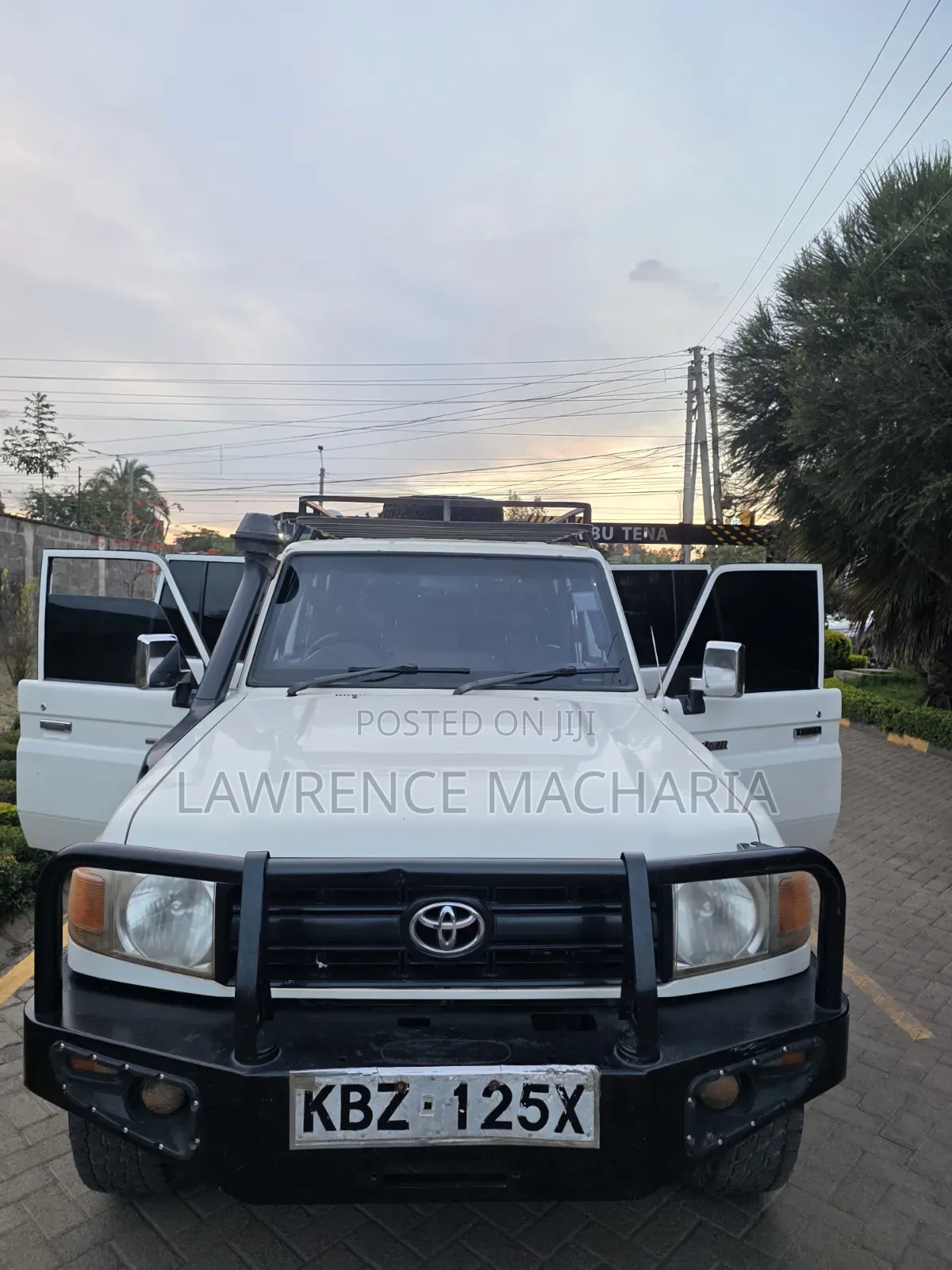Toyota Land Cruiser 2014 White