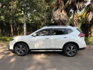 Nissan X-Trail 2017 White