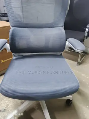 New Working Modern Office Chair - Hand Folding
