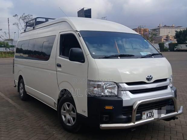 Toyota HiAce 2025 White - main view