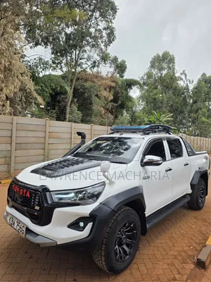 Toyota Hilux 2017 White