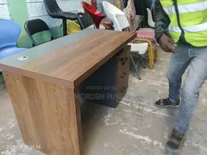 Executive 1.2m Office Table - Storage Available