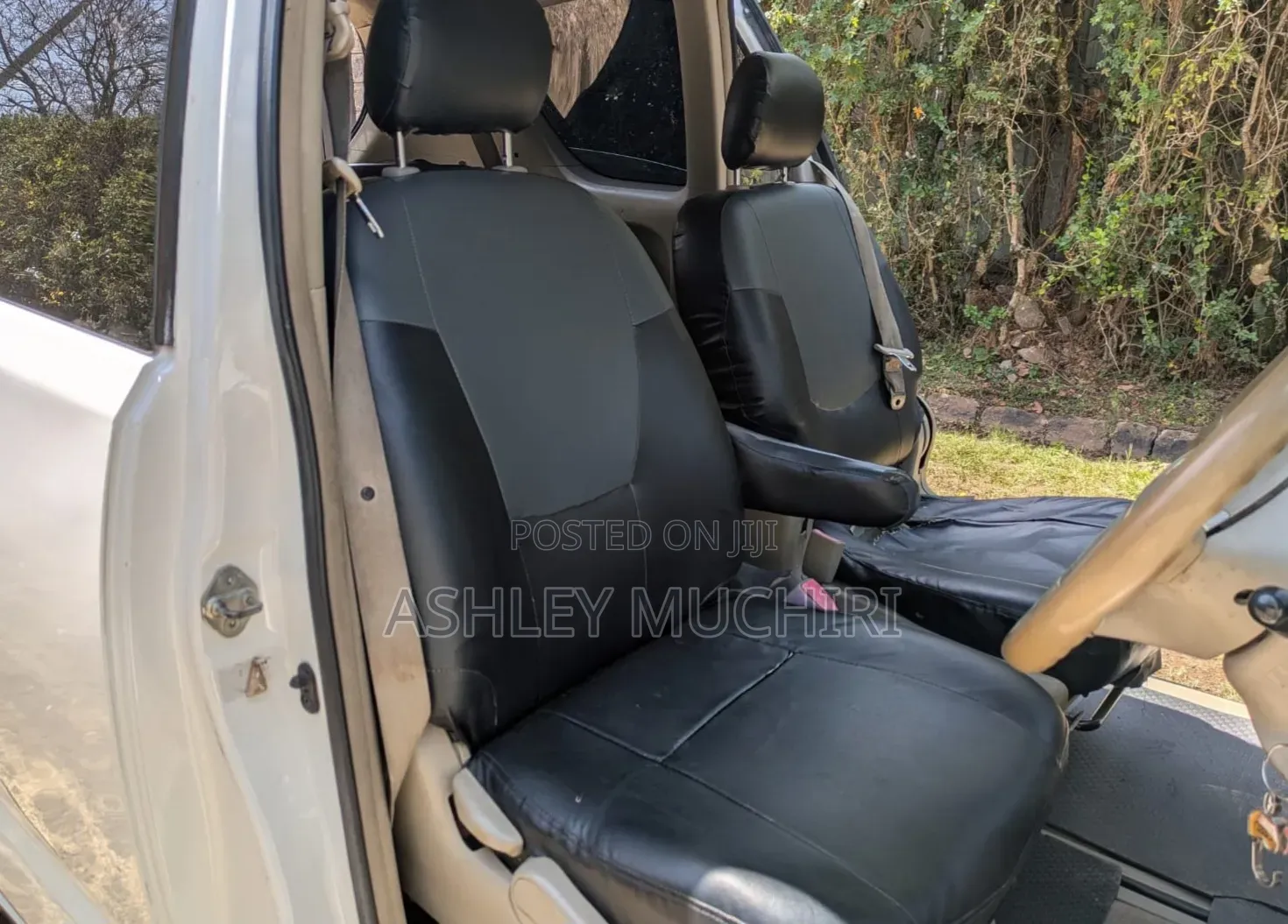 Toyota Porte 2011 White