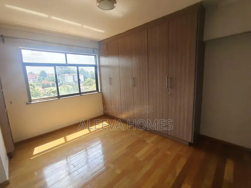 Executive 4-Bedroom Apartments with DSQ To Let in Lavington – Kes 135