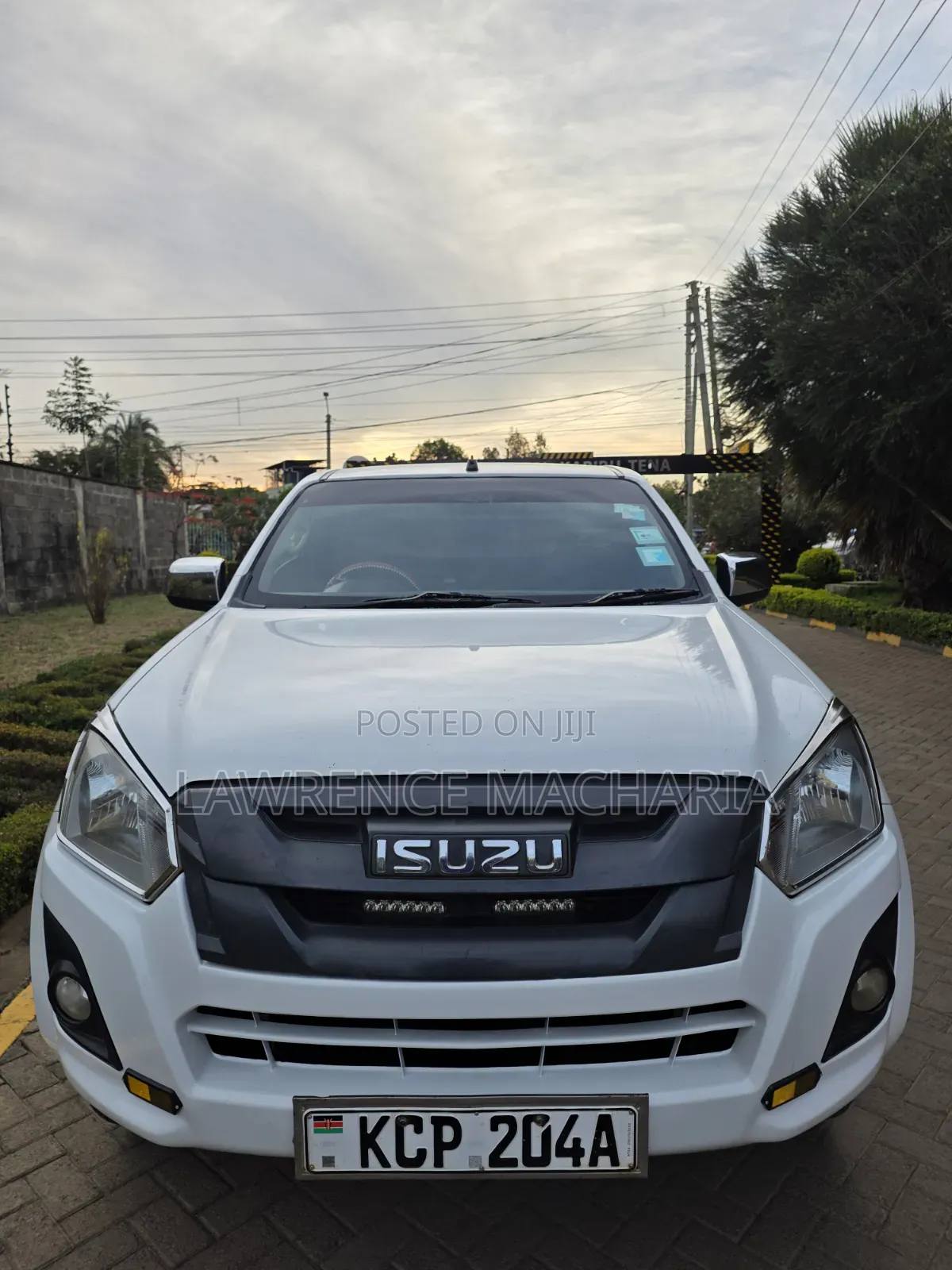 Isuzu D-MAX 2017 White