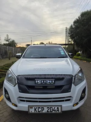 Isuzu D-MAX 2017 White