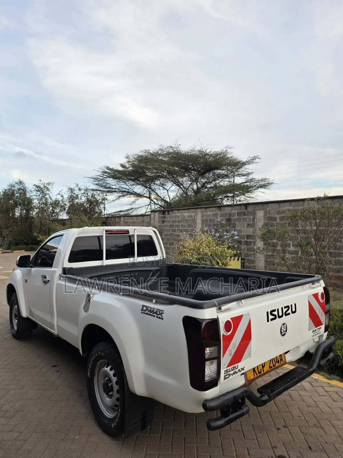 Isuzu D-MAX 2017 White