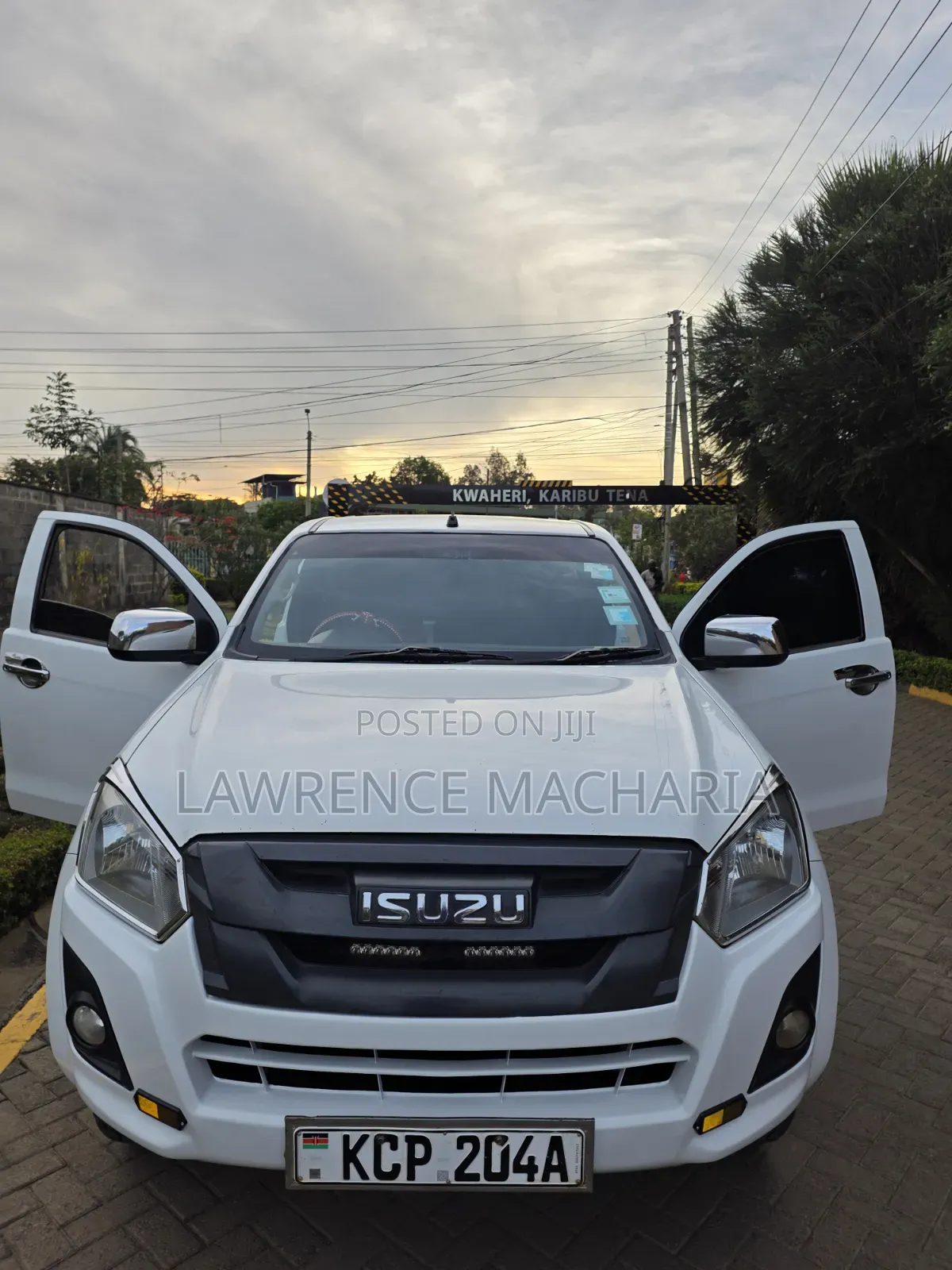 Isuzu D-MAX 2017 White