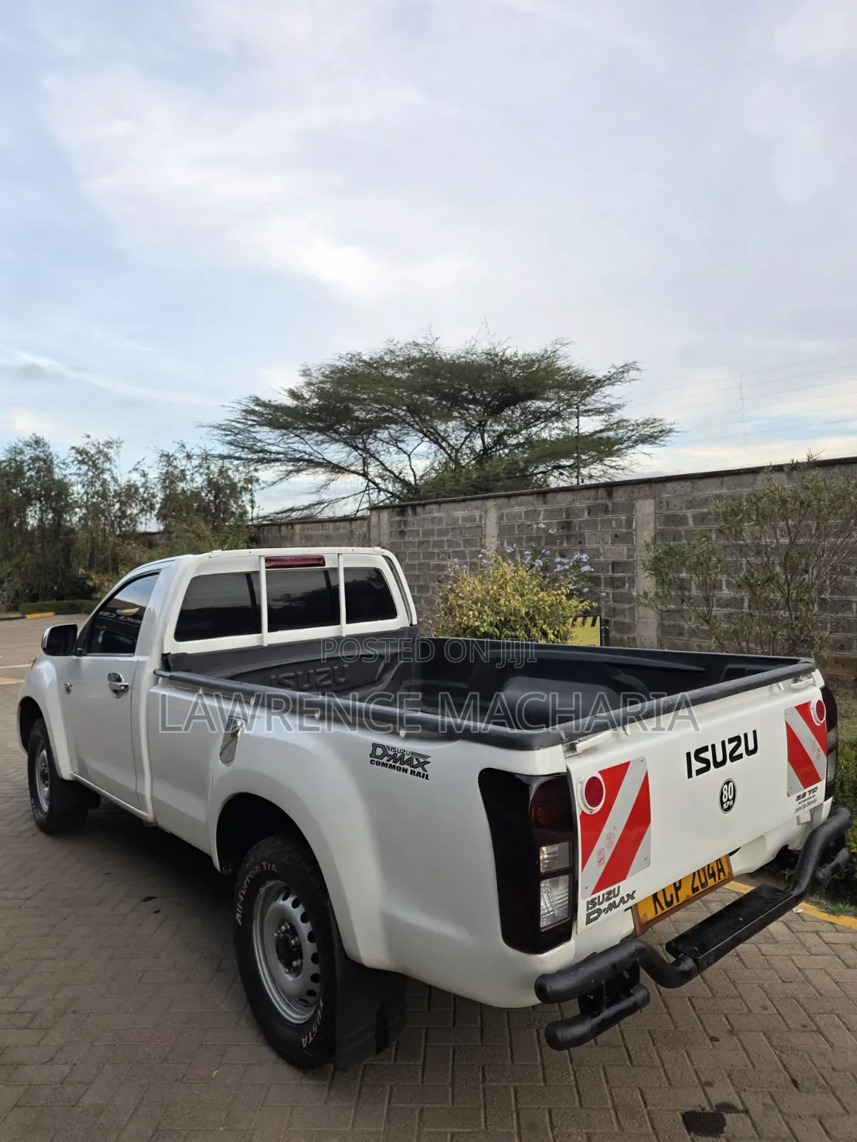 Isuzu D-MAX 2017 White