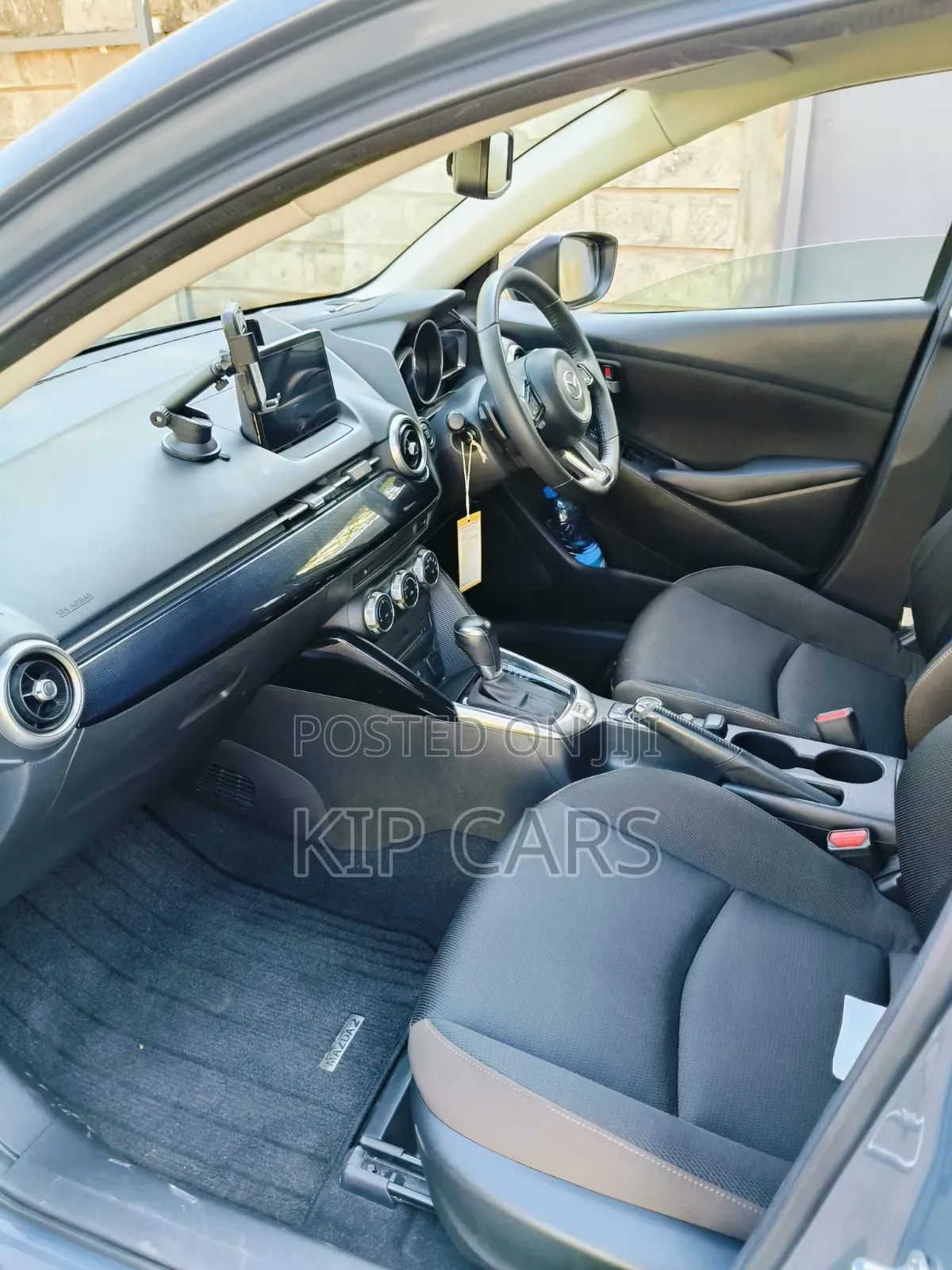 Mazda 2 2020 Gray