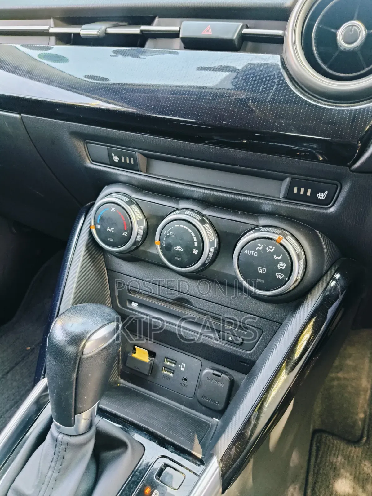Mazda 2 2020 Gray