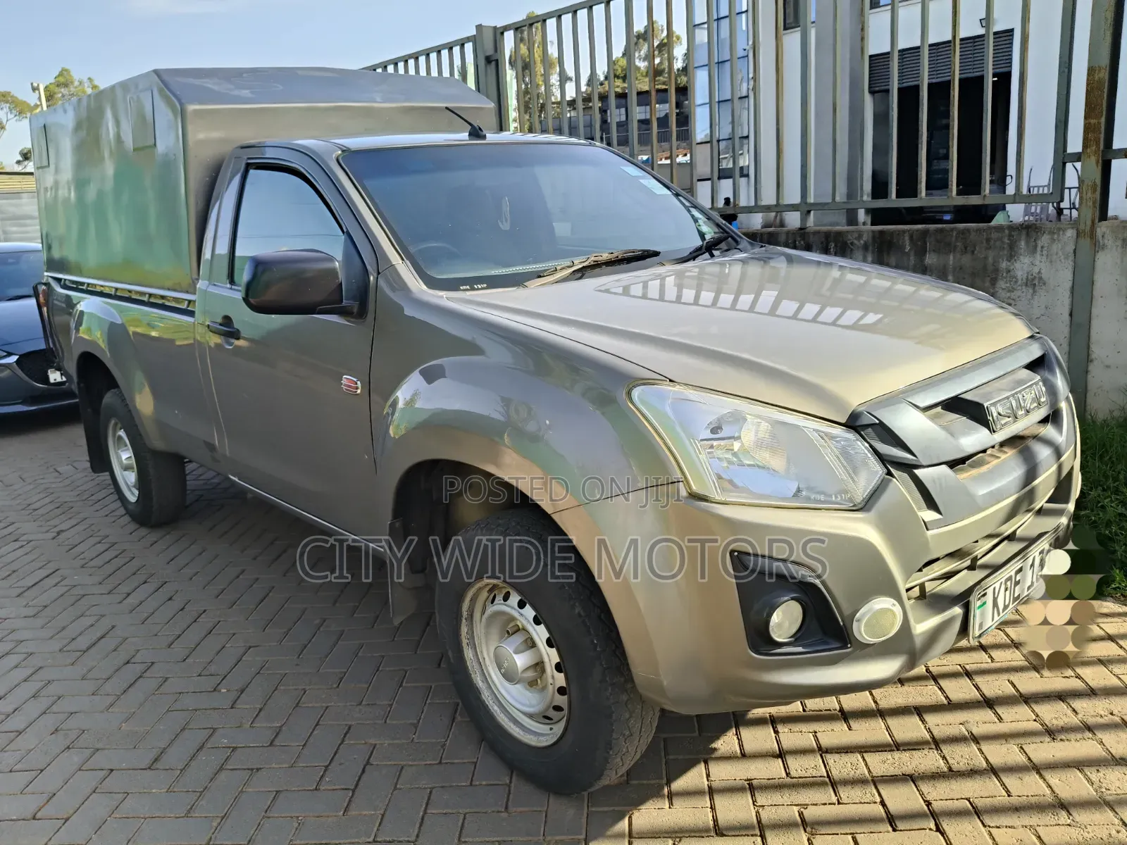 Isuzu D-MAX 2022 Gray