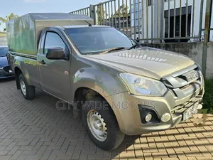 Isuzu D-MAX 2022 Gray