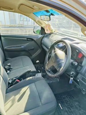 Isuzu D-MAX 2022 Gray