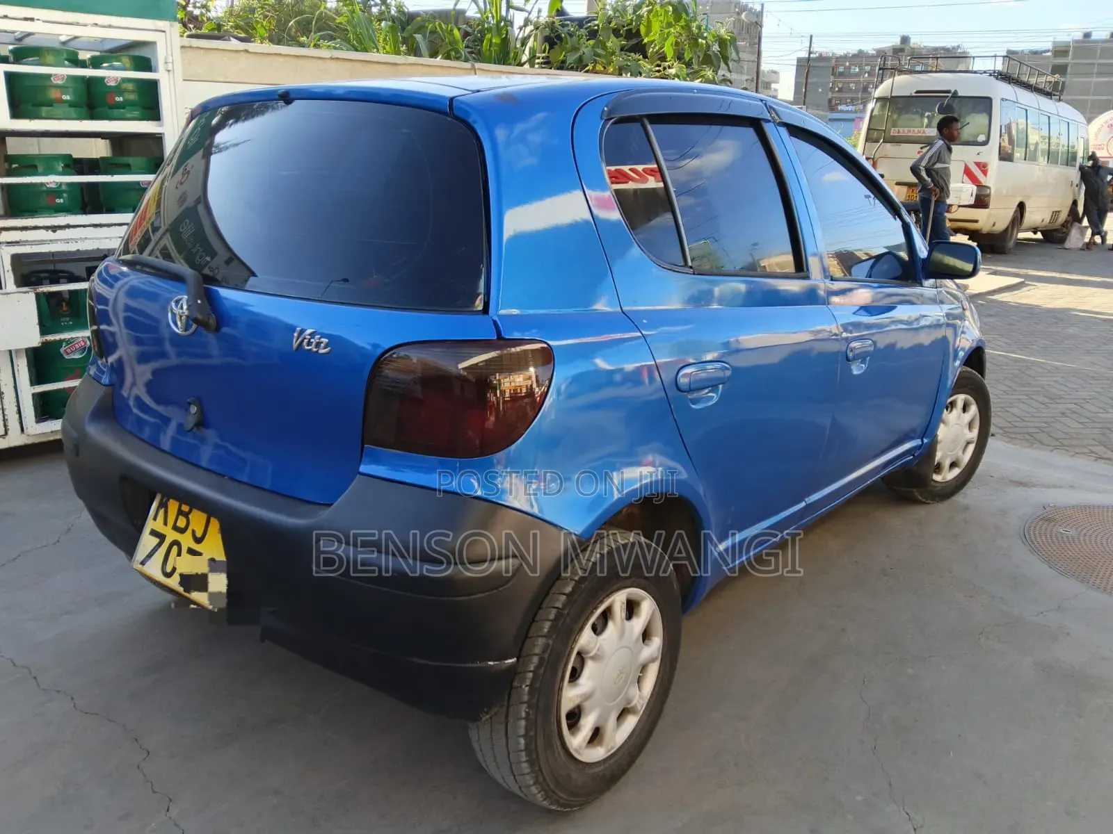 Toyota Vitz 2004 Blue