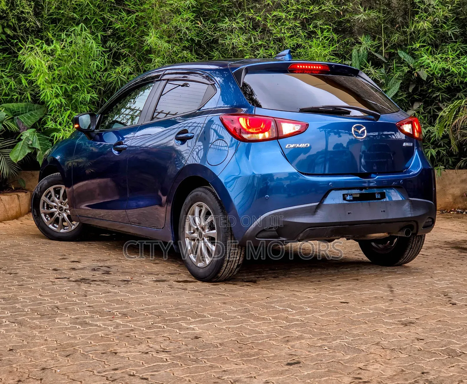 Mazda Demio 2019 Blue