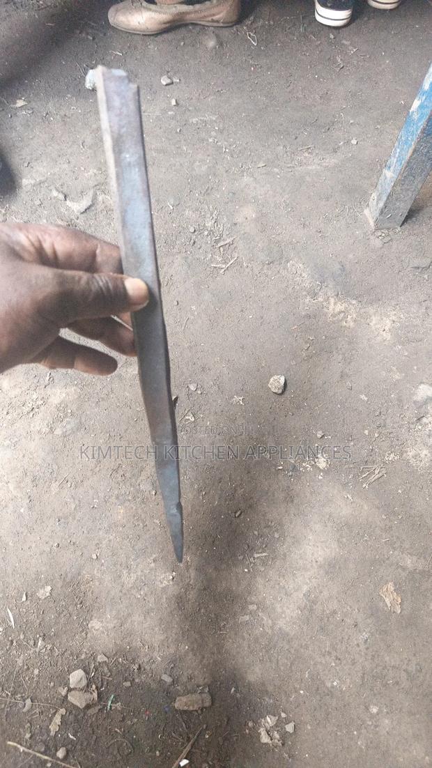 Metal Flat Chisel - main view