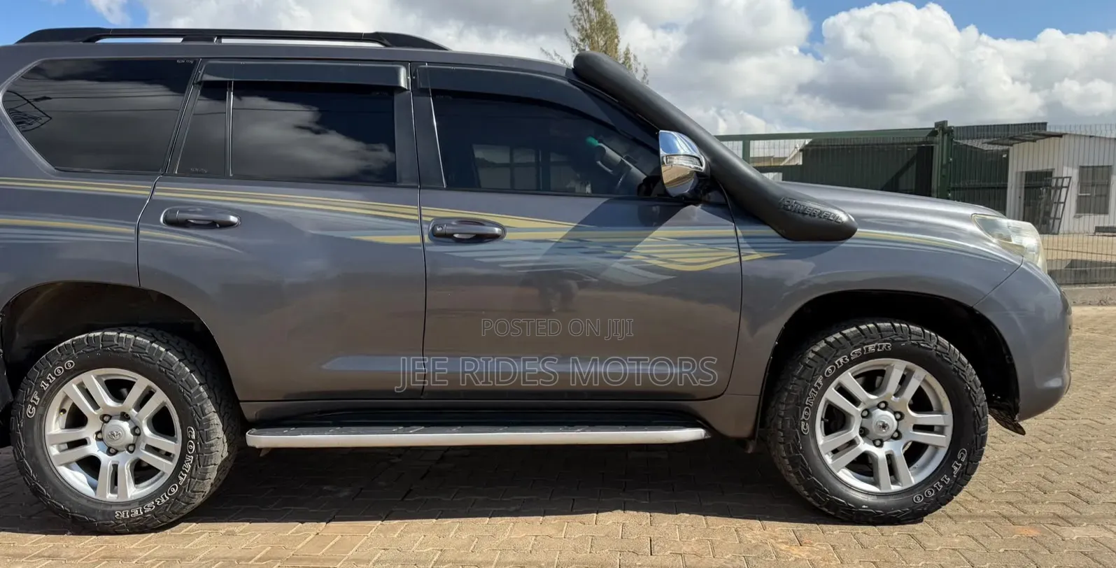 Toyota Land Cruiser Prado 2010 Gray