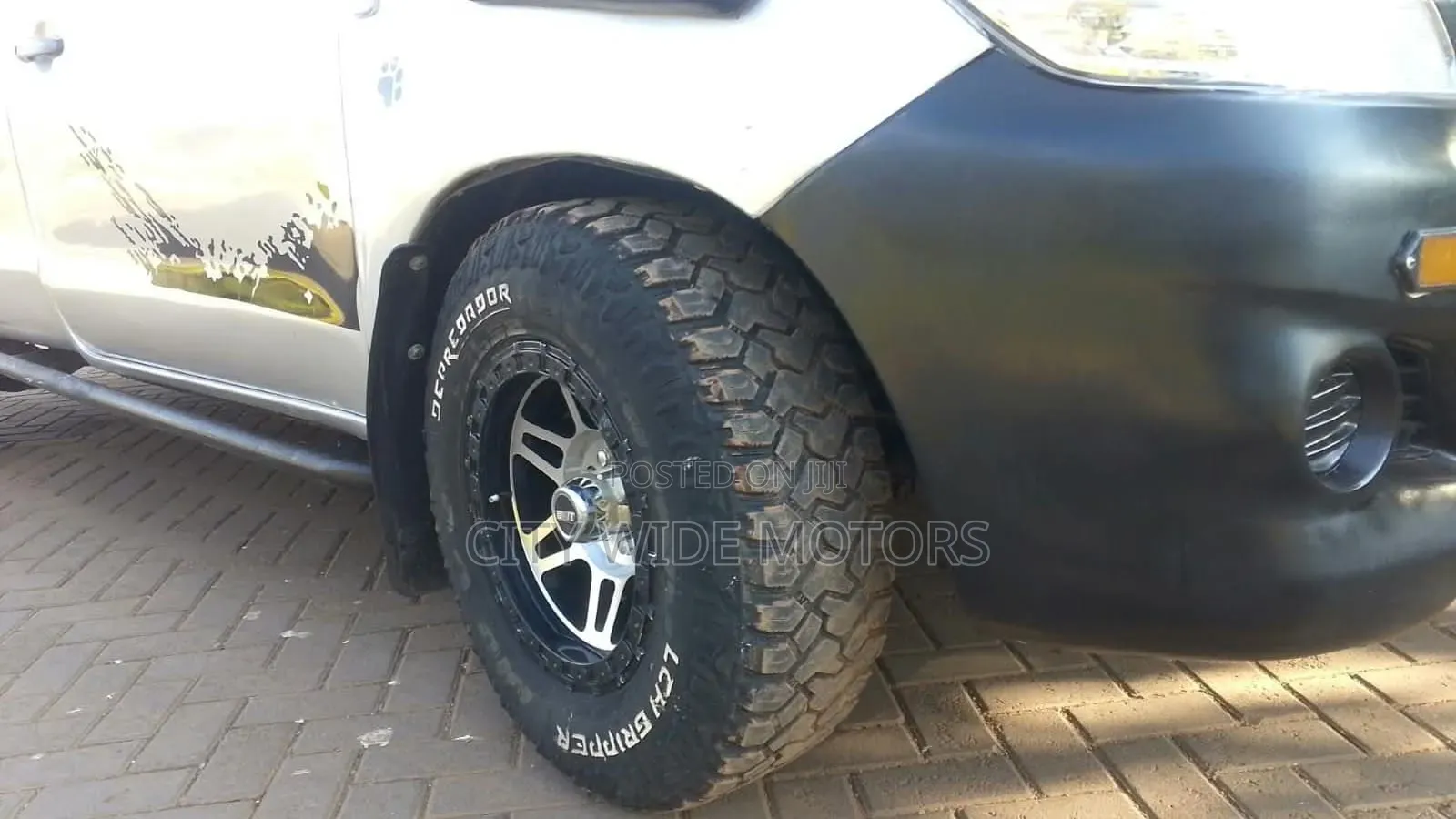 Toyota Hilux 2015 Silver