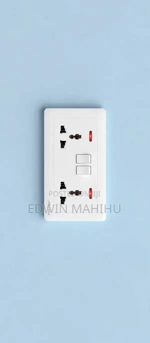 Universal Twin Socket