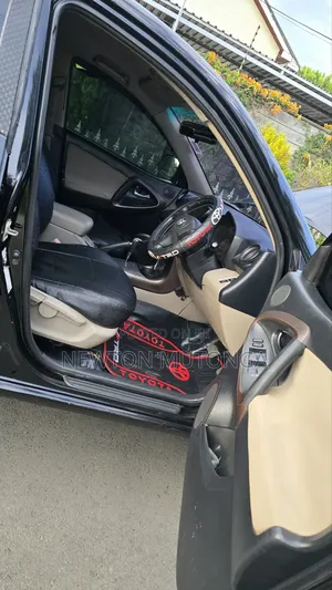 Toyota Vanguard 2010 Black