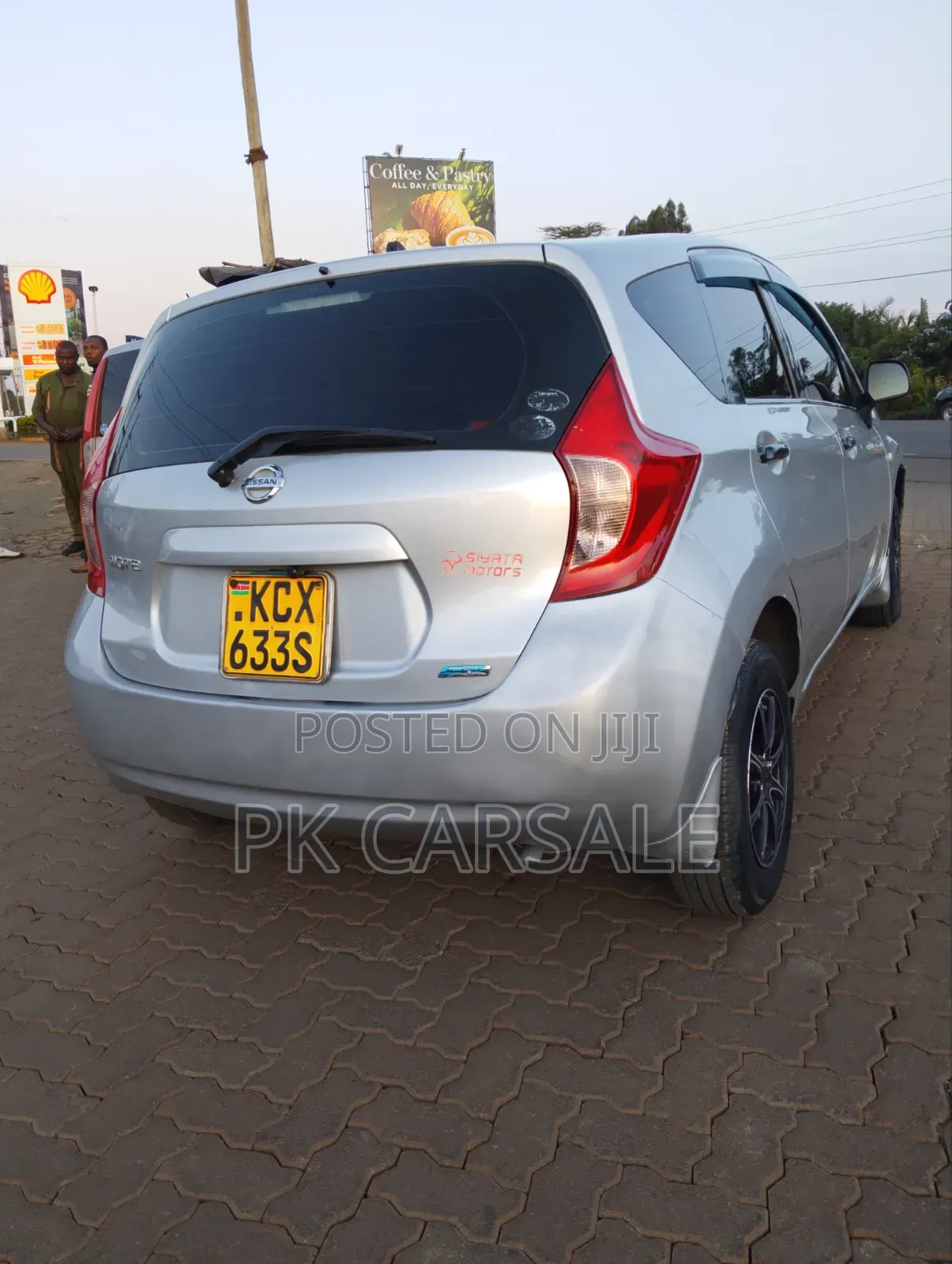 Nissan Note 2012 Silver