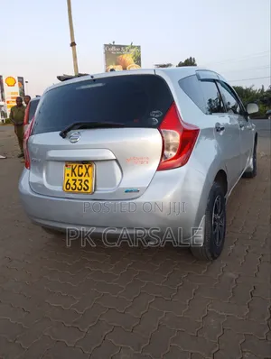 Nissan Note 2012 Silver