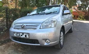 Toyota Raum 2008 Silver