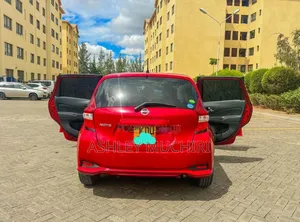 Nissan Note 2018 Red