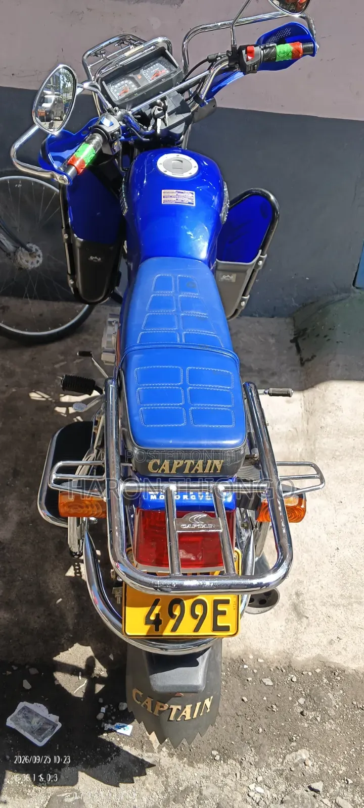 Bajaj Boxer 150 UG 2025 Black