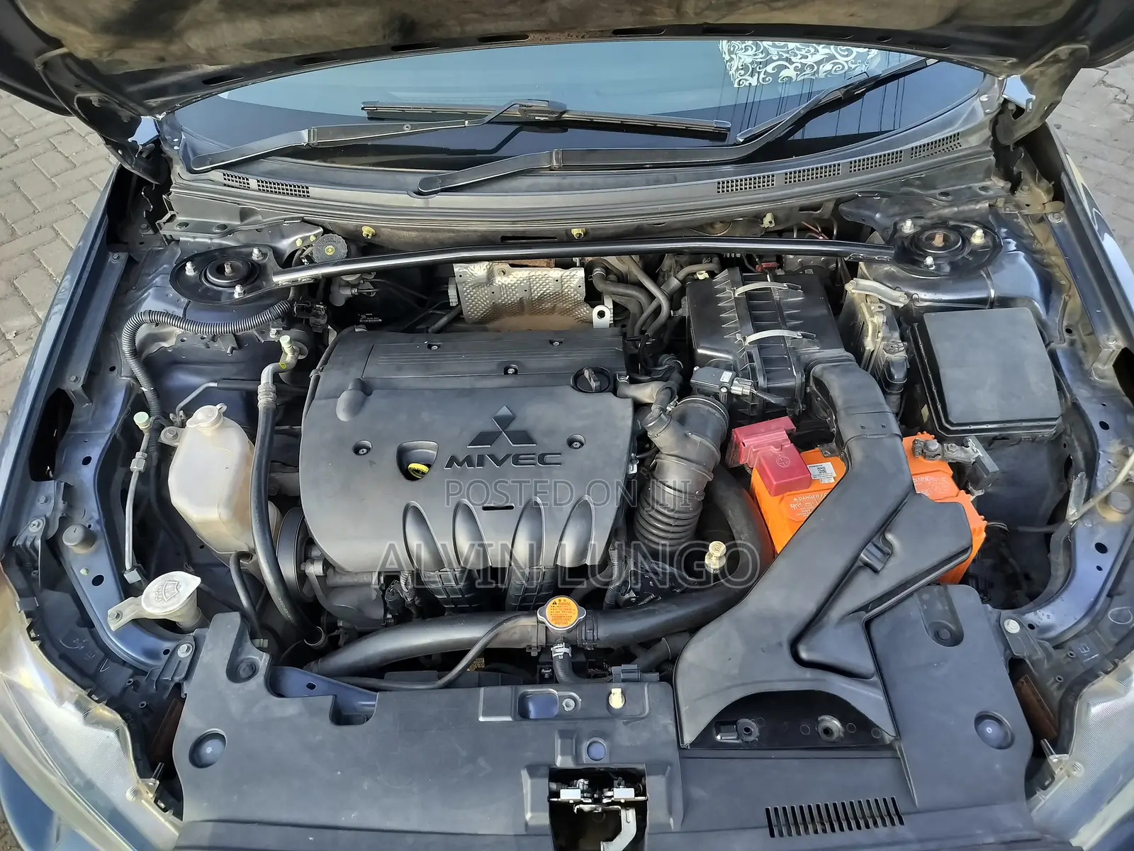 Mitsubishi Galant 2010 Blue