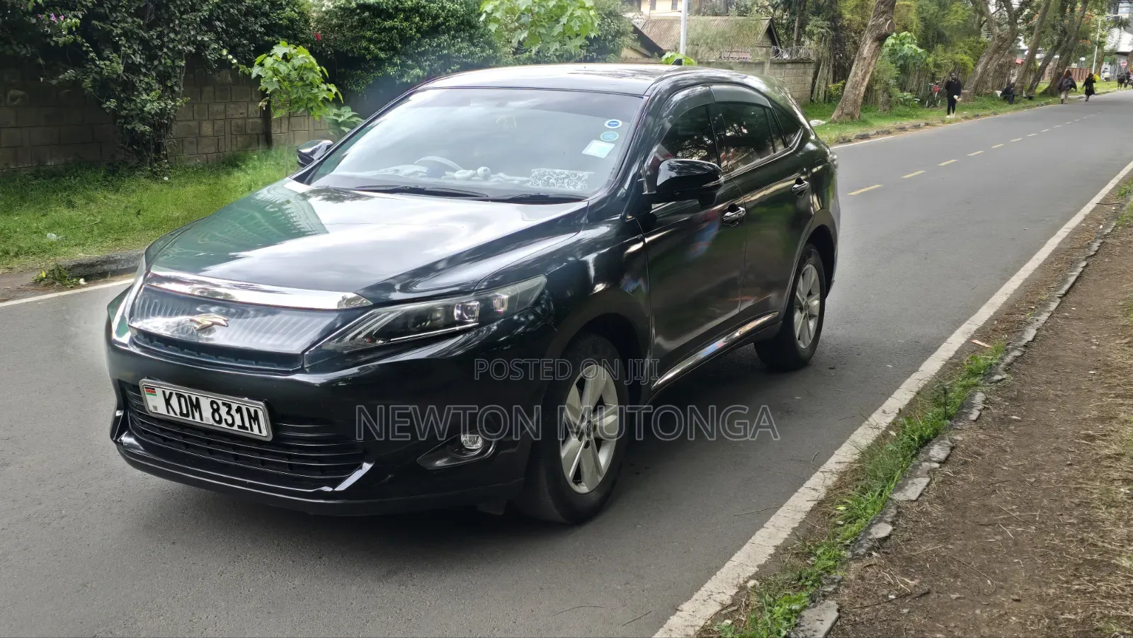 Toyota Harrier 2.0 4WD 2017 Black