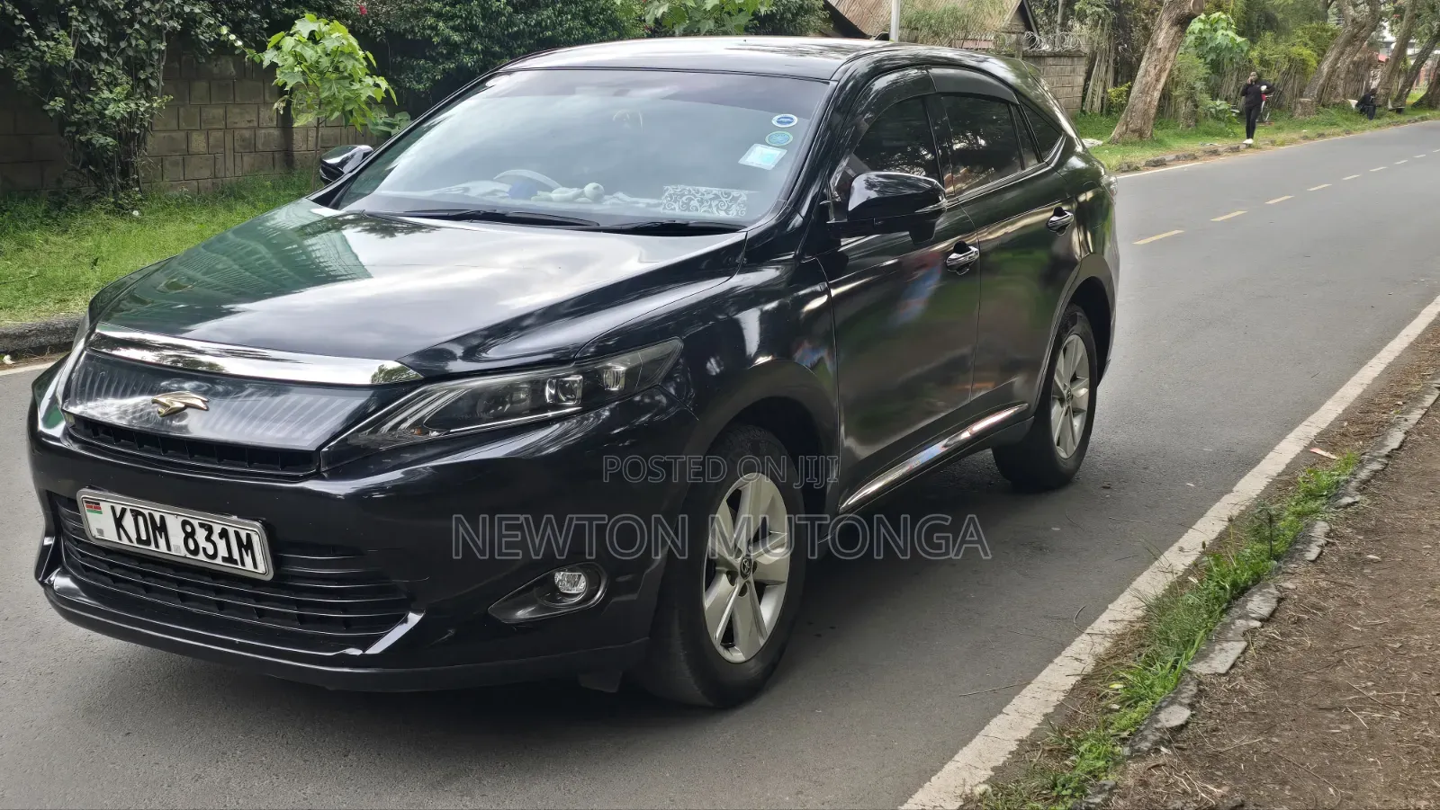 Toyota Harrier 2.0 4WD 2017 Black