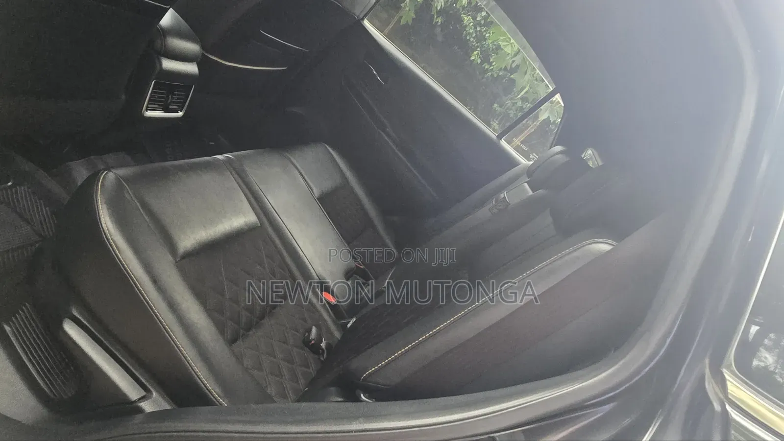 Toyota Harrier 2.0 4WD 2017 Black