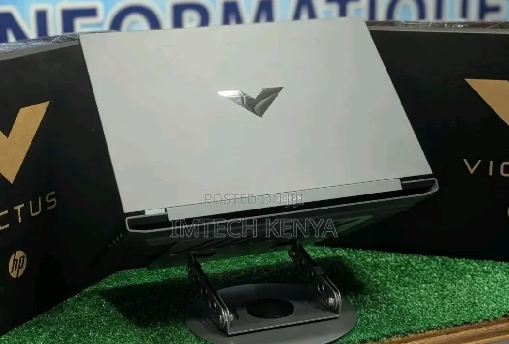 New Laptop HP Victus 15 16GB Intel Core 7 SSD 512GB