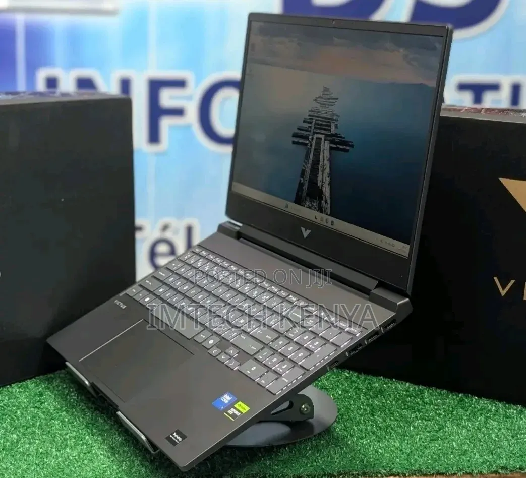 New Laptop HP Victus 15 16GB Intel Core 7 SSD 512GB