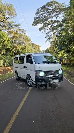 Nissan Caravan (Urvan) 2011 White