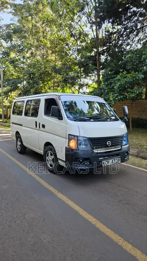 Nissan Caravan (Urvan) 2011 White