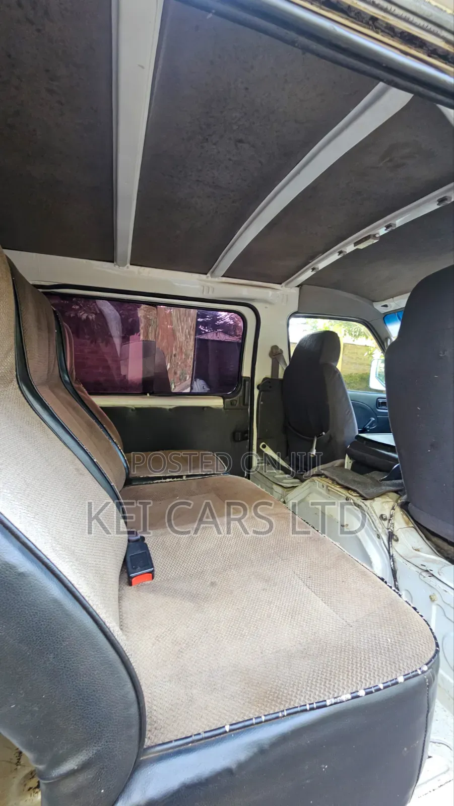 Nissan Caravan (Urvan) 2011 White