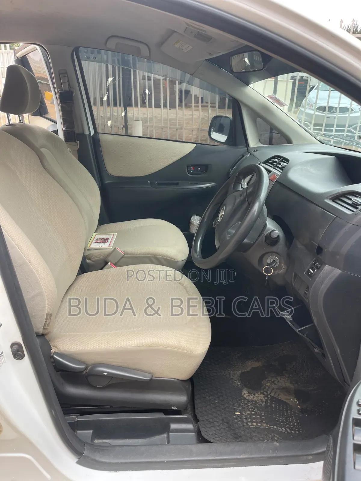 Toyota Ractis 2011 White