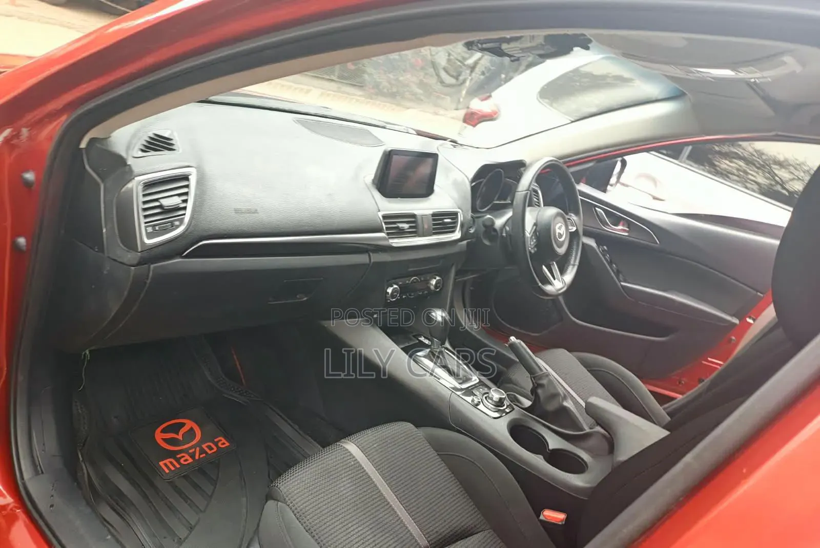 Mazda Axela 2015 Red
