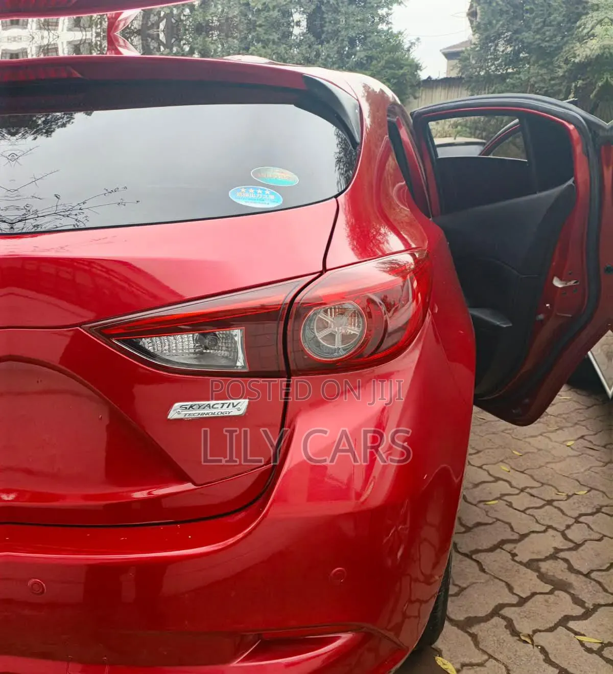 Mazda Axela 2015 Red