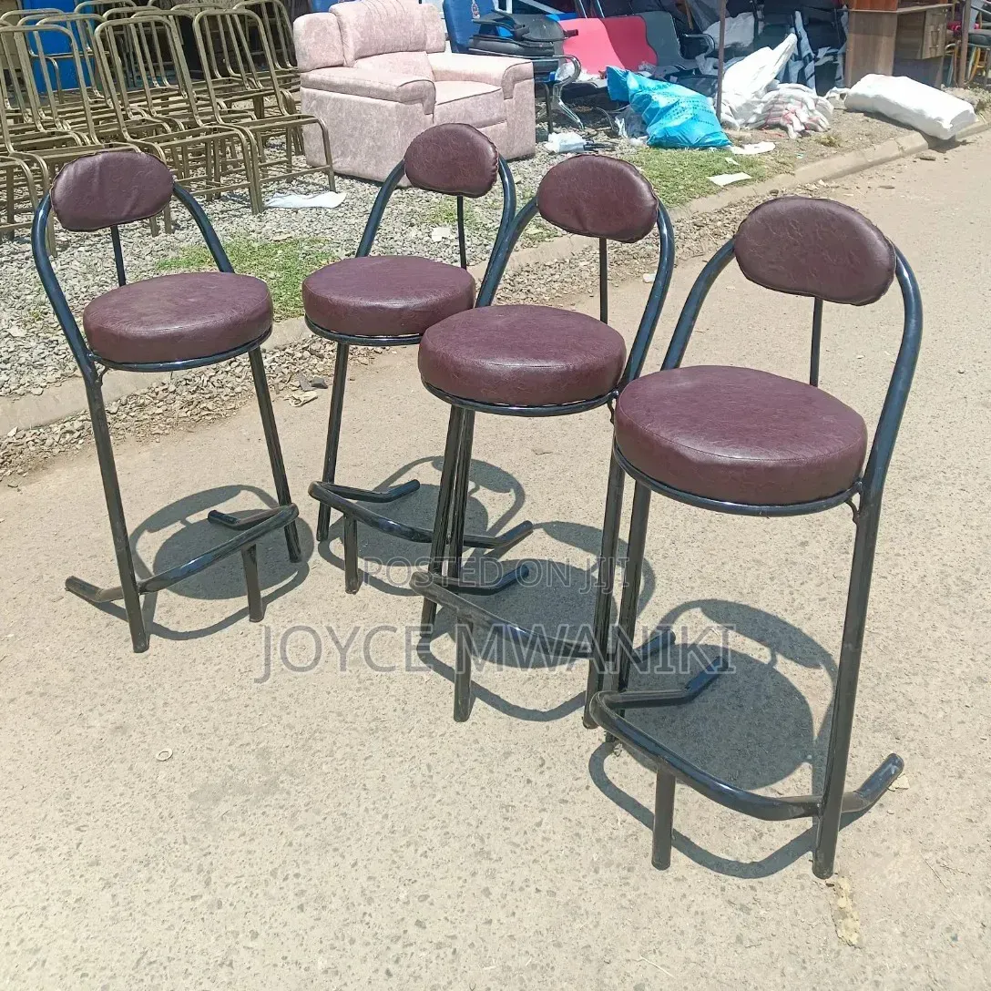 Luxury Bar Chairs With Metallic Coated Frame