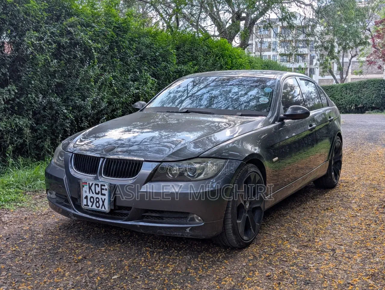 BMW 320i 2008 Gray