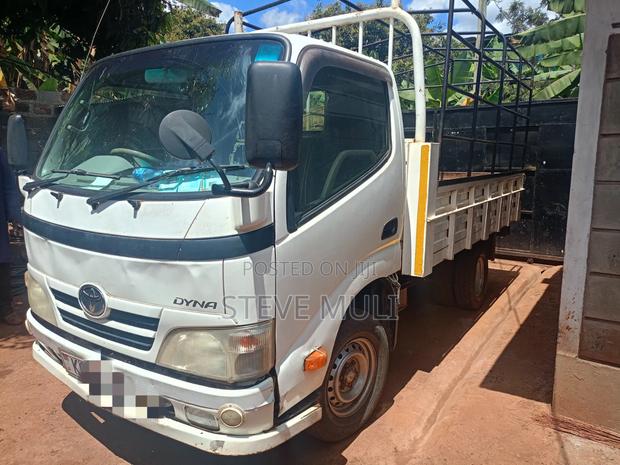 Toyota Dyna - thumbnail 2